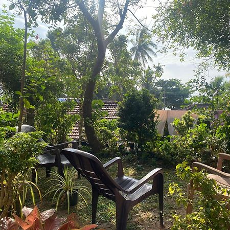Ananda Home Stay And Restaurant Tangalle Ngoại thất bức ảnh
